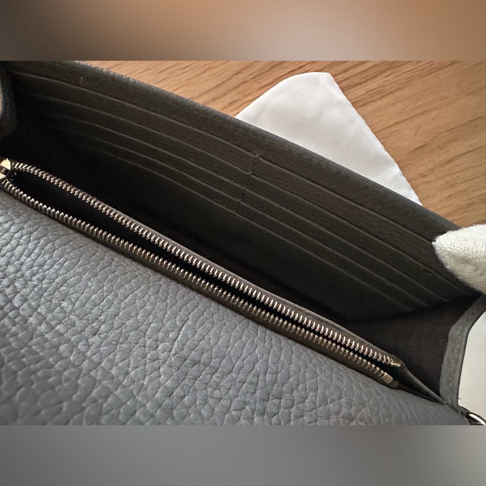 Gucci Dollar Calfskin Interlocking G Wallet On Chain with dustbag and COA - Picture 6 of 15